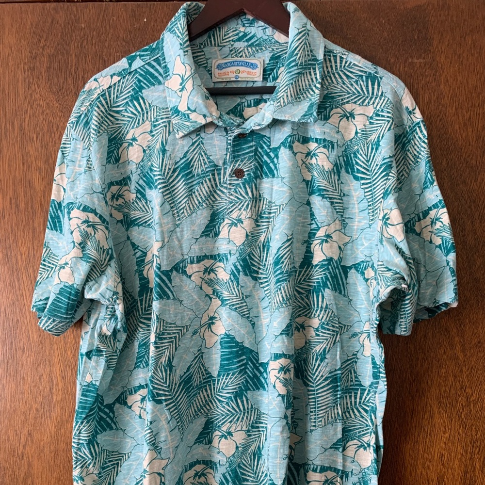 Men’s XXL Margaritaville polo.